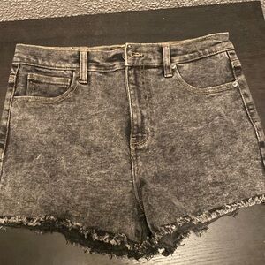 Kendall + Kylie stonewashed short fringe shorts